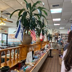 New Brothers Restaurant & Deli