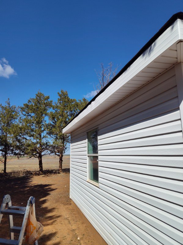 Slide of Luna Endeavors