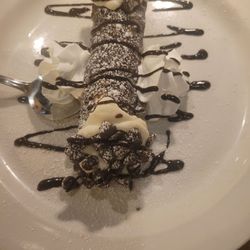 Sauce Italian Grill & Pub - Chocolate cannoli