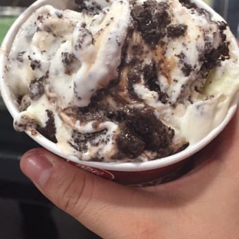 Cold Stone Creamery - Sweet cream with brownie chunks and fudge - Ice Cream & Frozen Yogurt Near Me - Ontario, California