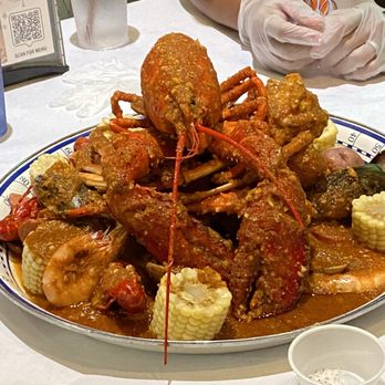 Crab Hut - Cajun/Creole Near Me - San Diego, California