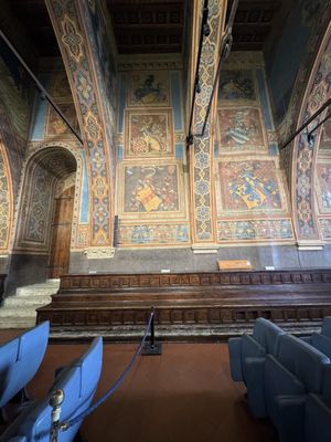 Palazzo dei Priori by null