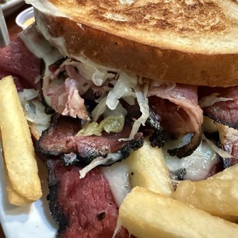 New York Luncheonette - Ruben and fries - American Near Me - New York, New York New York Luncheonette - Ruben and fries - American Near Me - New York, New York