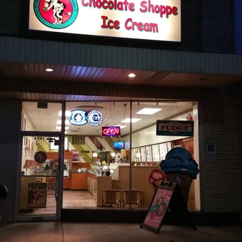 Chocolate Shoppe Ice Cream - From the outside - Ice Cream & Frozen Yogurt Near Me - Skokie, Illinois Chocolate Shoppe Ice Cream - From the outside - Ice Cream & Frozen Yogurt Near Me - Skokie, Illinois