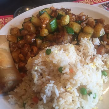 Dynasty China Bistro - Cashew chicken. - Chinese Near Me - Reno, Nevada Dynasty China Bistro - Cashew chicken. - Chinese Near Me - Reno, Nevada