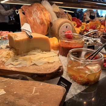 Fogo de Chão Brazilian Steakhouse - cheese and ham market bar - Brazilian Near Me - San Jose, California Fogo de Chão Brazilian Steakhouse - cheese and ham market bar - Brazilian Near Me - San Jose, California
