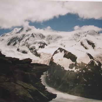 Glacier Express - Monte Rosa Massiv mit den beiden Gletschern - Public Transportation Near Me - Brig-Glis, VS