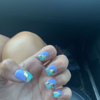 Van Nail Salon - Nail Salons Near Me - Portland, Oregon