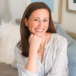 Lauren Heller Art Consultant - Lauren Heller, founder of Lauren Heller Art Consultant