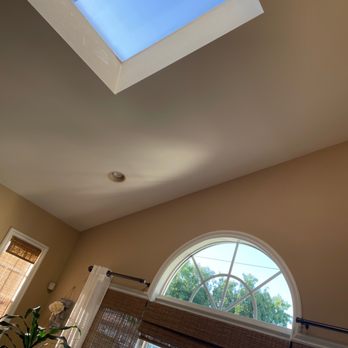 EC Services - Window Washing Near Me - Long Beach, California