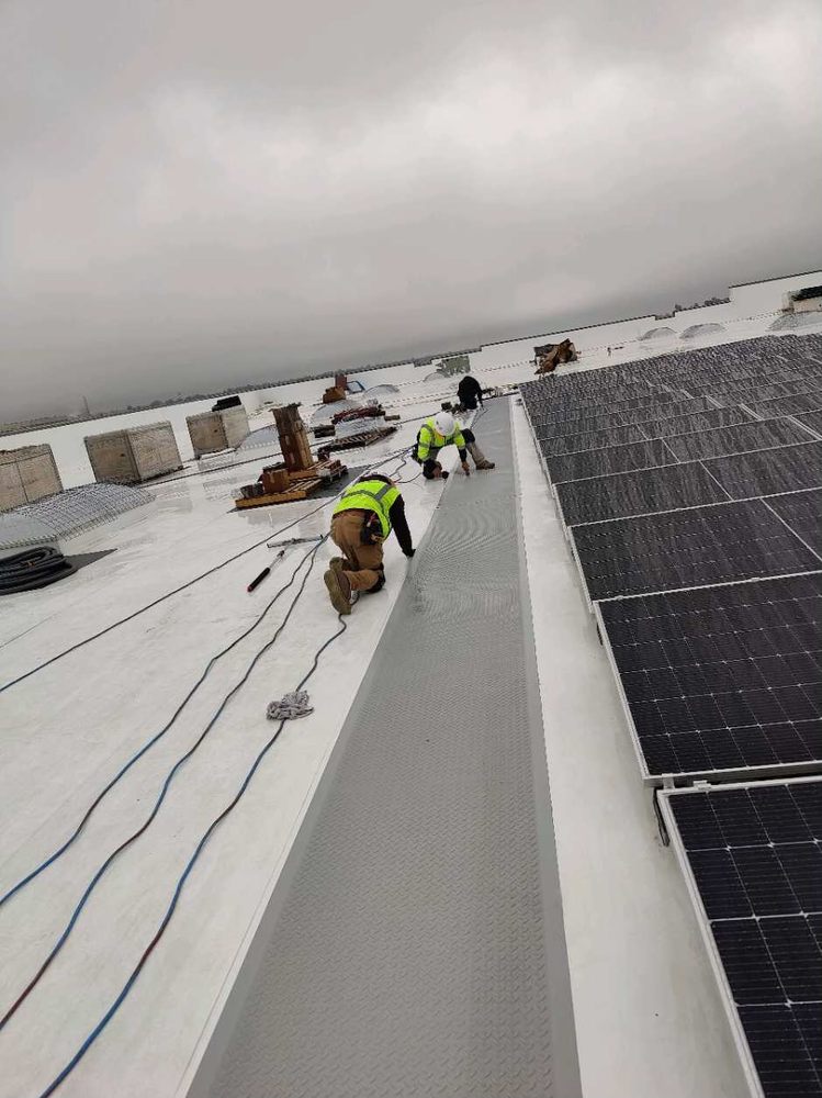 Slide of Nick’s Roofing