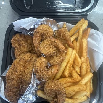 The Fish Hut Market - 3 3pc Fish and shrimp meal - Seafood Near Me - Hemet, California The Fish Hut Market - 3 3pc Fish and shrimp meal - Seafood Near Me - Hemet, California