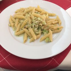 Penne con broccoli e acciughe