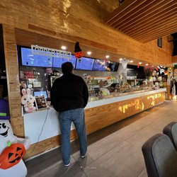 Taichi Bubble Tea - Order counter.