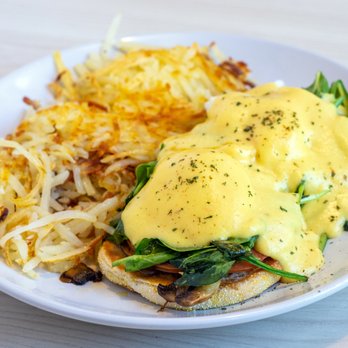 Medford Cafe - a plate of eggs benedict and hash browns - Cafes Near Me - Medford, Wisconsin Medford Cafe - a plate of eggs benedict and hash browns - Cafes Near Me - Medford, Wisconsin