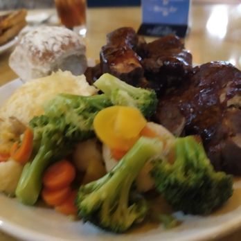 Mountain Springs Buffet - Buffets Near Me - Camp Verde, Arizona