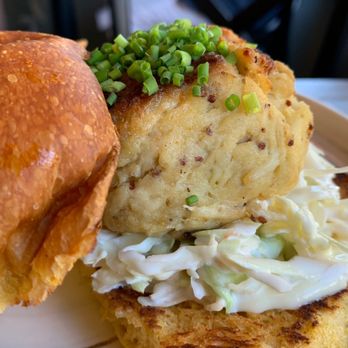 Heirloom Doylestown - Crab cake sandwich - American Near Me - Doylestown, Pennsylvania