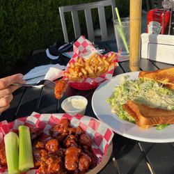 Sports Keg Grill - Boneless Honey BBQ Wings, Garlic Fries, Caesar Salad