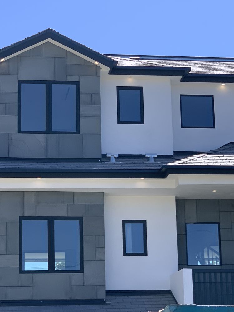 Slide of Elite Roofing