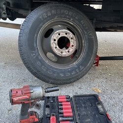 Big J's Tire Shop & Roadside Assistance - Quick tire changing service for costumer.