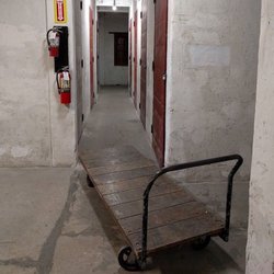 CubeSmart Self Storage - Lots of rolling carts. That's a little side hallway, the main walkways are 10' or so wide - lots of room.