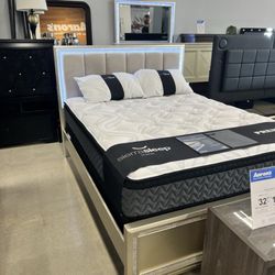 Aaron's - How it looks  in store