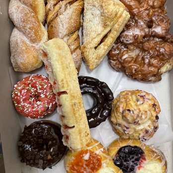 Westernco Donut - A dozen mixed - Donuts Near Me - Bellevue, Washington Westernco Donut - A dozen mixed - Donuts Near Me - Bellevue, Washington