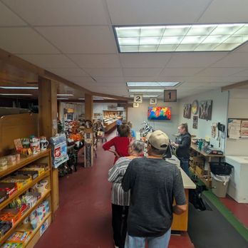 Heini's Cheese Chalet - Cheese Shops Near Me - Millersburg, Ohio