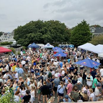 Shipwrecked - New American Near Me - Falmouth, Massachusetts