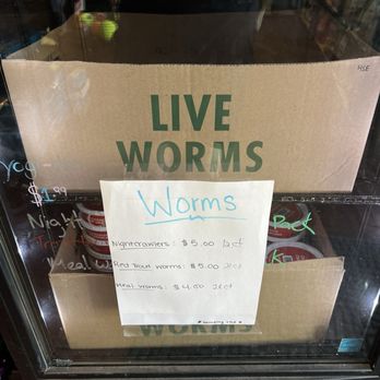 Animal Crackers - Worms! - Pet Stores Near Me - Clark, New Jersey