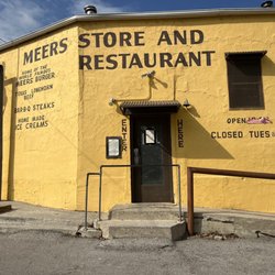 Meers Store And Restaurant - Meers store and restaurant