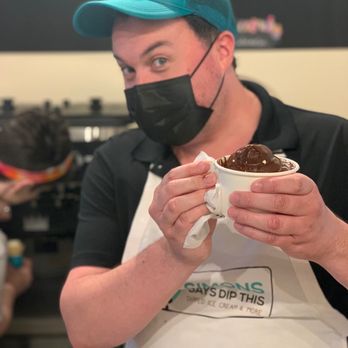 Simons Says Dip This - Ice Cream & Frozen Yogurt Near Me - Durham, North Carolina Simons Says Dip This - Ice Cream & Frozen Yogurt Near Me - Durham, North Carolina