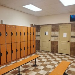 TruFit Odessa - If you are handicap and want to take a shower....oh well out of luck.