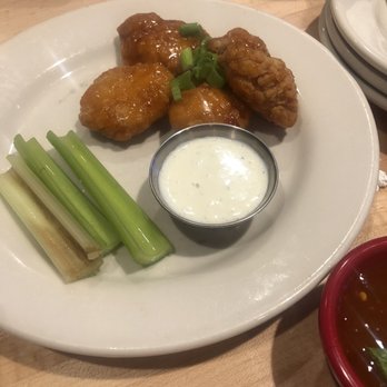 Old Chicago Pizza + Taproom - Screaming mango boneless chicken - Pizza Near Me - Joplin, Missouri