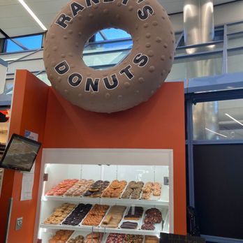 Randy's Donuts - Donuts Near Me - Los Angeles, California
