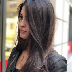 Vasken Salon - Brunettes need not to be blondes, enhance their natural colors and the rest is simply beautiful