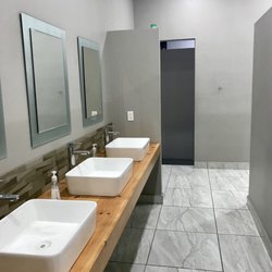 Olympia Gym - Baños