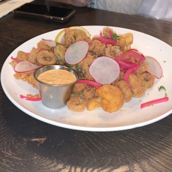 Earls Kitchen + Bar - Calamari - New American Near Me - Boston, Massachusetts Earls Kitchen + Bar - Calamari - New American Near Me - Boston, Massachusetts