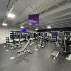 Anytime Fitness - Free Weights