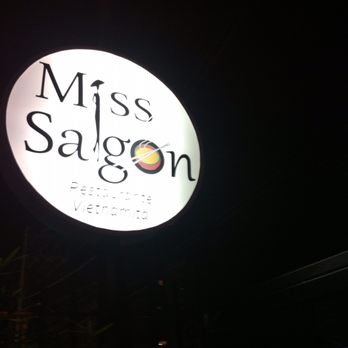 Miss Saigon Restaurante - SIGNAGE outside. - Vietnamese Near Me - São Paulo, SP Miss Saigon Restaurante - SIGNAGE outside. - Vietnamese Near Me - São Paulo, SP