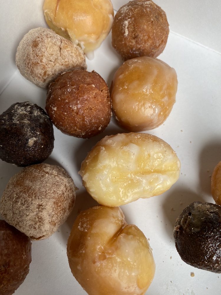 DUNKIN’ DONUTS Updated May 2024 154 Providence Pl, Providence