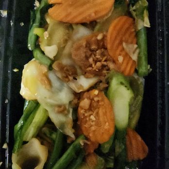 Khao Yai - Mixed veggies in garlic sauce. No broccoli. :( - Thai Near Me - Hillsboro, Oregon Khao Yai - Mixed veggies in garlic sauce. No broccoli. :( - Thai Near Me - Hillsboro, Oregon