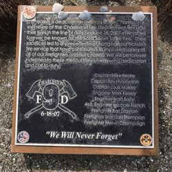 CHARLESTON 9 MEMORIAL - 19 Photos - Landmarks & Historical Buildings