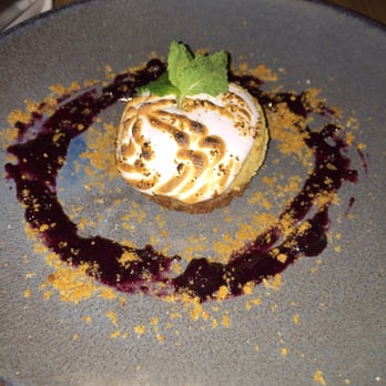 Canvas - Key-lime dessert - New American Near Me - Orlando, Florida Canvas - Key-lime dessert - New American Near Me - Orlando, Florida