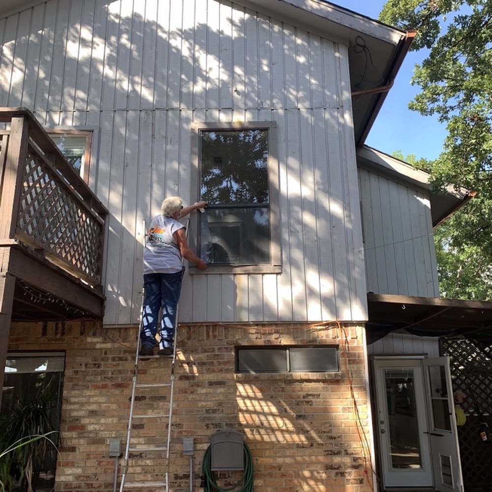 DFW Quick Glass - This is the master bedroom window about to be installed. Steve is taking off the screen. - Glass & Mirrors Near Me DFW Quick Glass - This is the master bedroom window about to be installed. Steve is taking off the screen. - Glass & Mirrors Near Me
