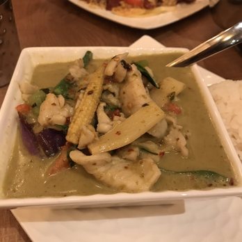 The Thonglor - Green curry with chicken. - Thai Near Me - San Francisco, California The Thonglor - Green curry with chicken. - Thai Near Me - San Francisco, California