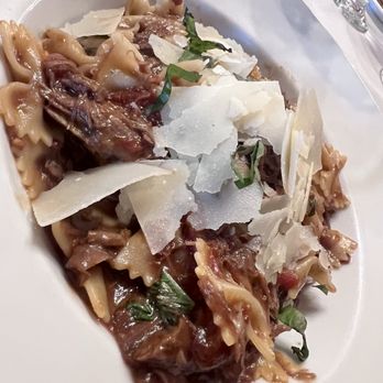 Mannino's Restaurant and Lounge - Lamb shank ragu - Italian Near Me - Oakdale, New York Mannino's Restaurant and Lounge - Lamb shank ragu - Italian Near Me - Oakdale, New York
