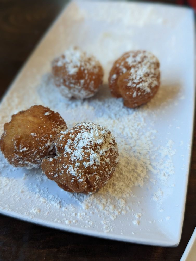 Biscuits & Buns on Banks Biscuits & Buns on Banks