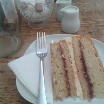 Tom's Cakes - victoria sponge (2015) - Bakeries Near Me - Saint Ives, CAM Tom's Cakes - victoria sponge (2015) - Bakeries Near Me - Saint Ives, CAM