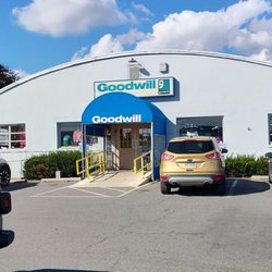 Goodwill Store & Donation Center - Front of establishment